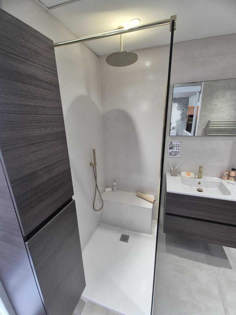 Example picture of bathroom panelling